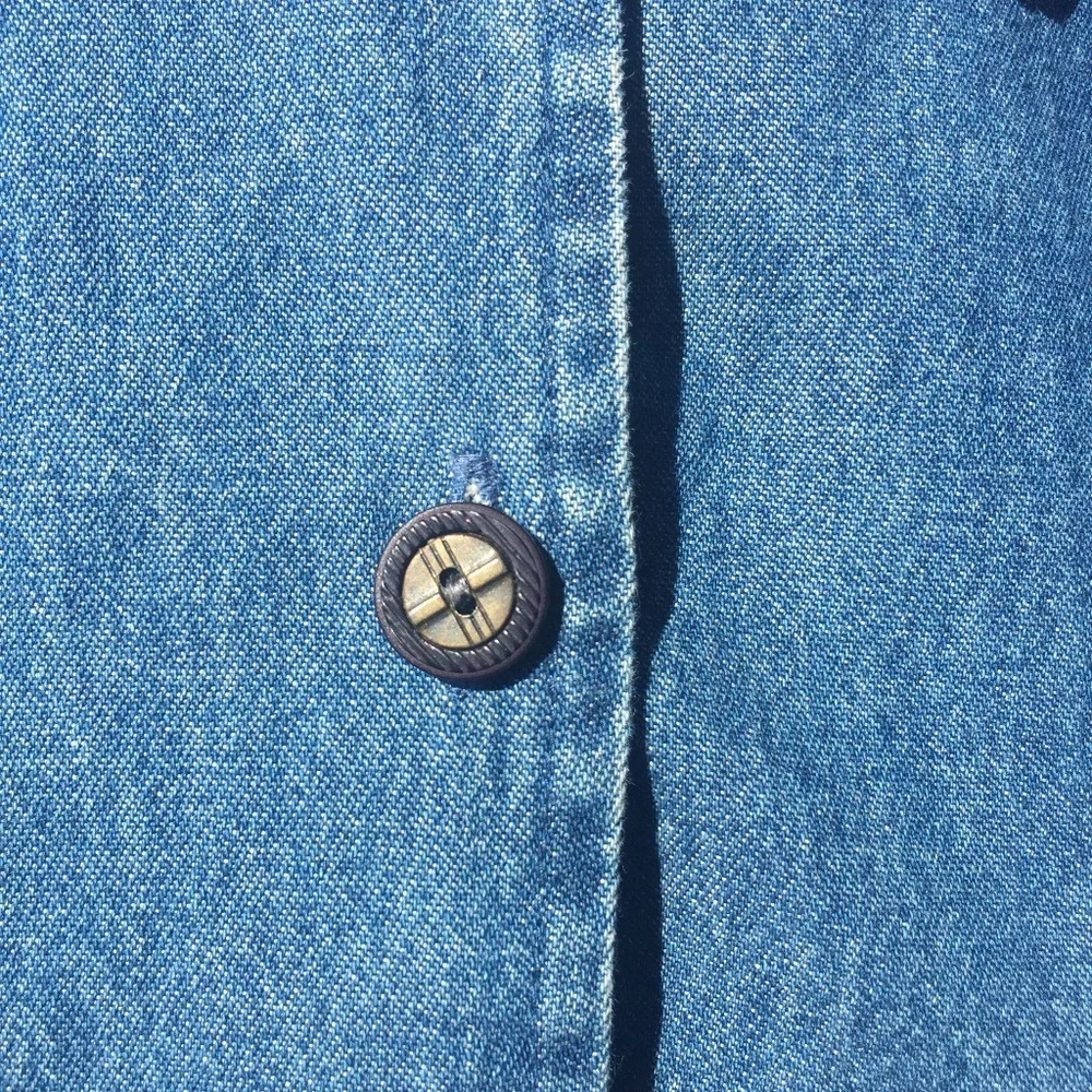 Denim button down with patchwork and beading - Picture 4 of 9